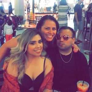 Meet your Posher, Myra